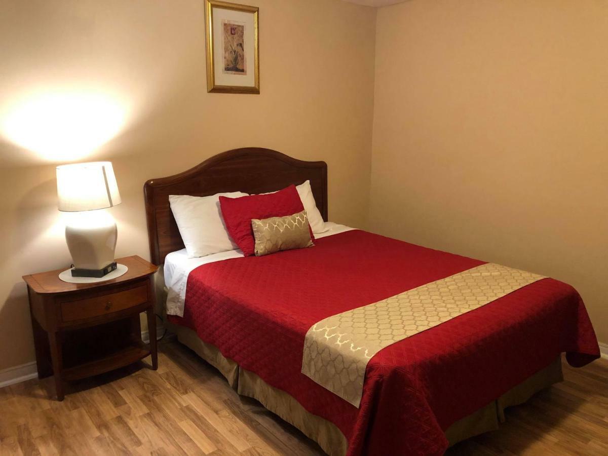 Niagara Inn & Suites Ngoại thất bức ảnh