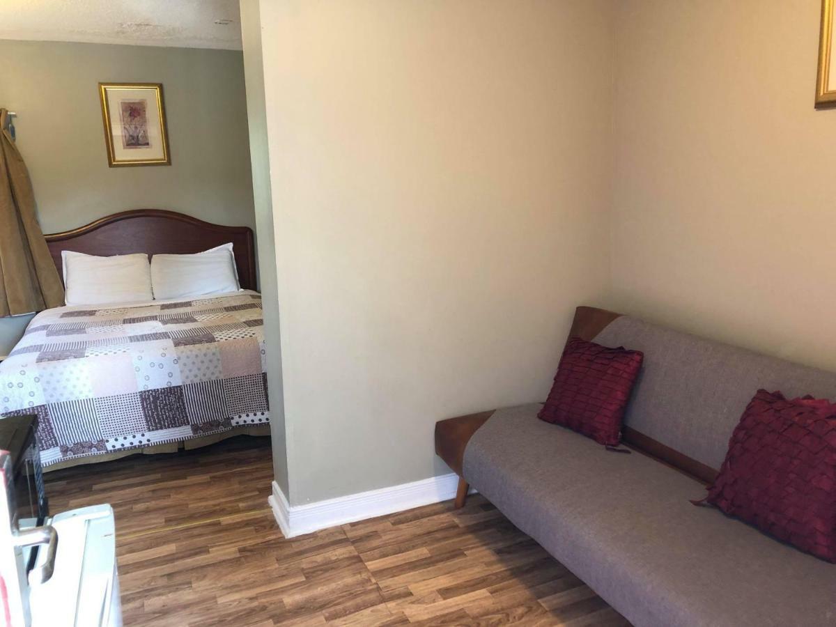 Niagara Inn & Suites Ngoại thất bức ảnh