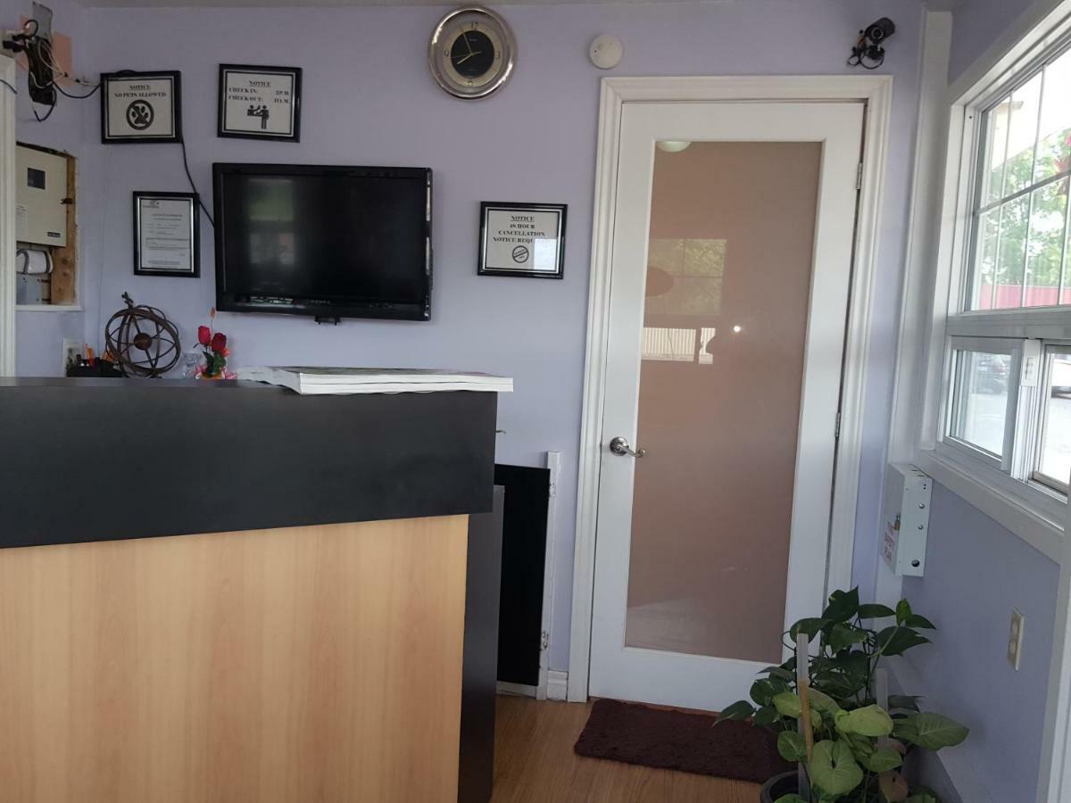 Niagara Inn & Suites Ngoại thất bức ảnh
